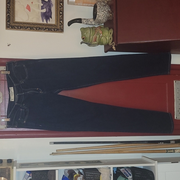 Nwot Abercrombie and Fitch jeans - Picture 2 of 4